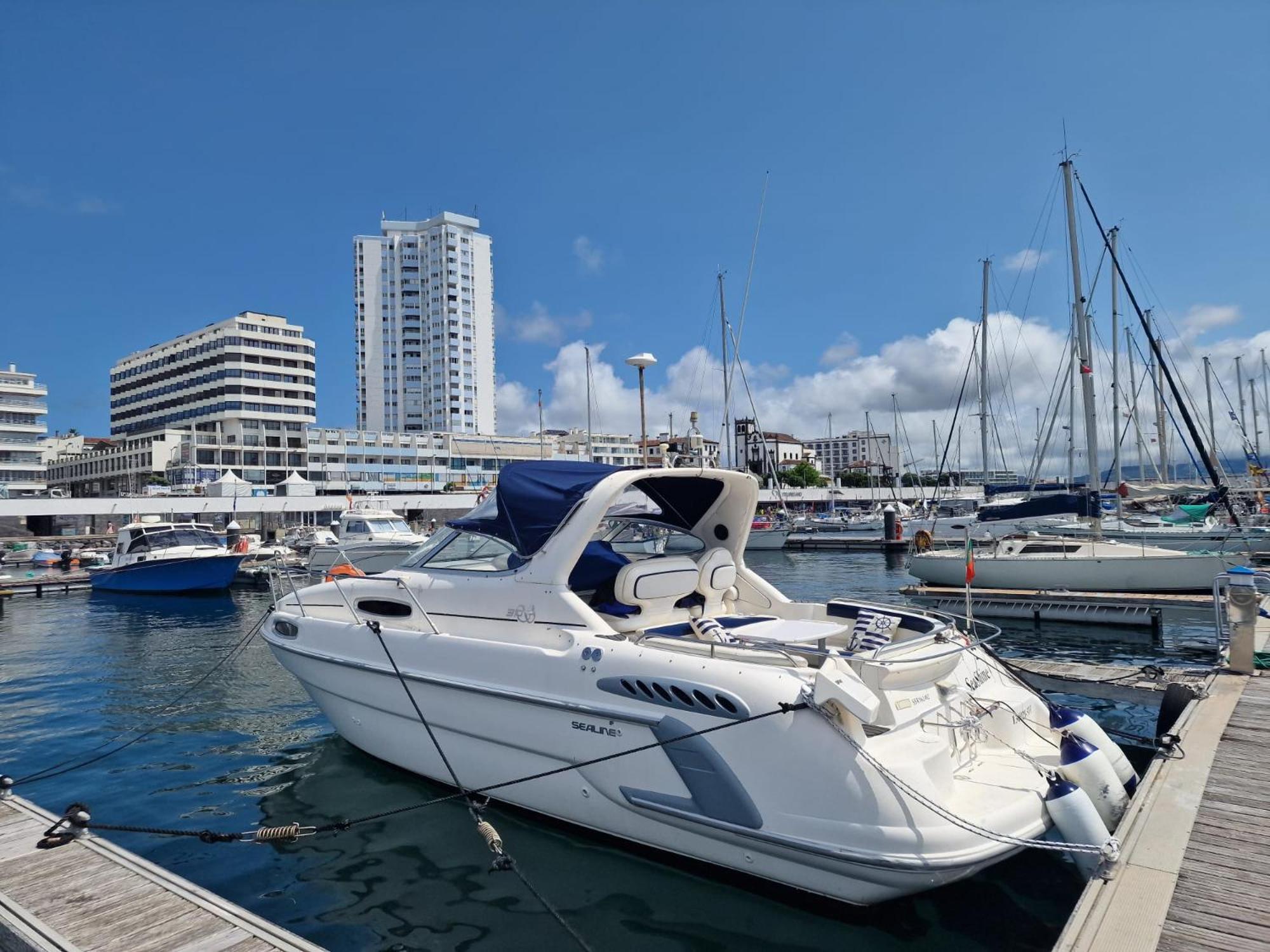 Sea & Tasty - Boat House Hotel Ponta Delgada  Exterior photo